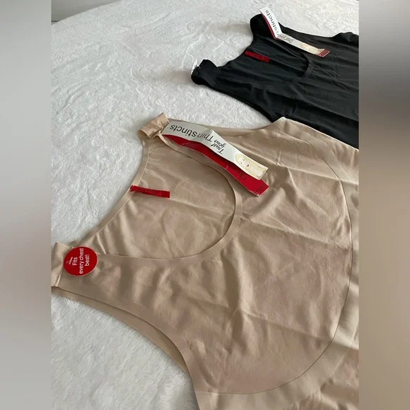 Spanx Set of Two Size Large Shapewear Thinstincts Tanks in Nude and Black NWT - Picture 7 of 16